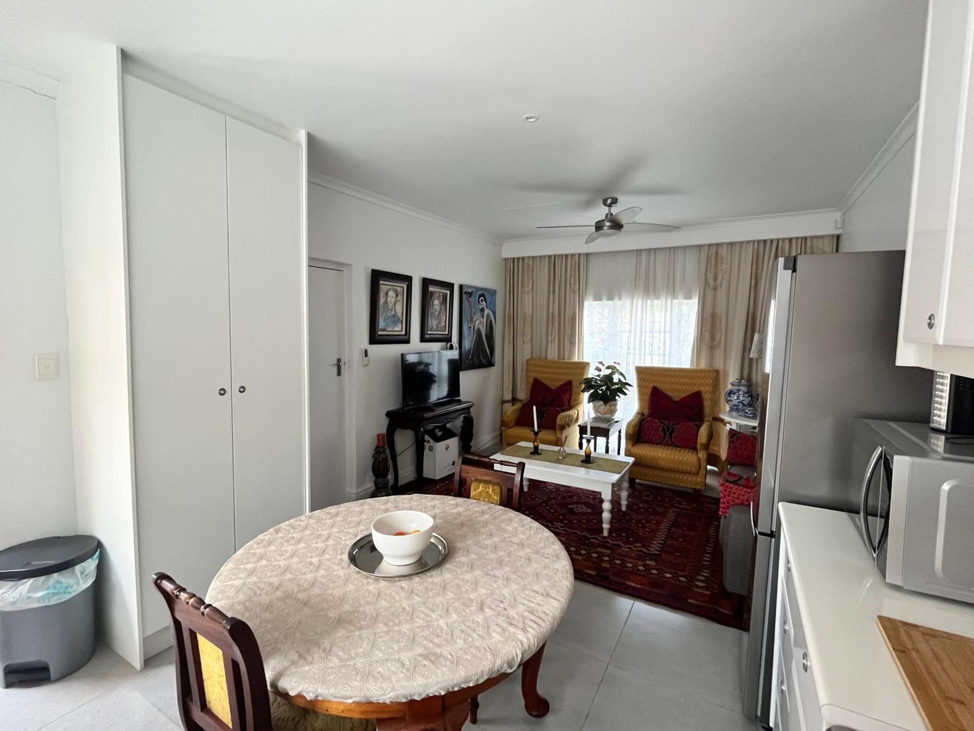 Somerset West Garden Apartments 2 ภายนอก รูปภาพ
